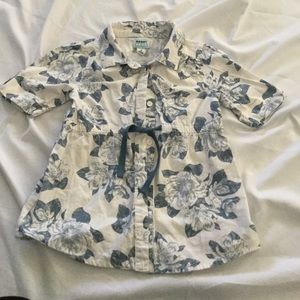 Old navy button down top